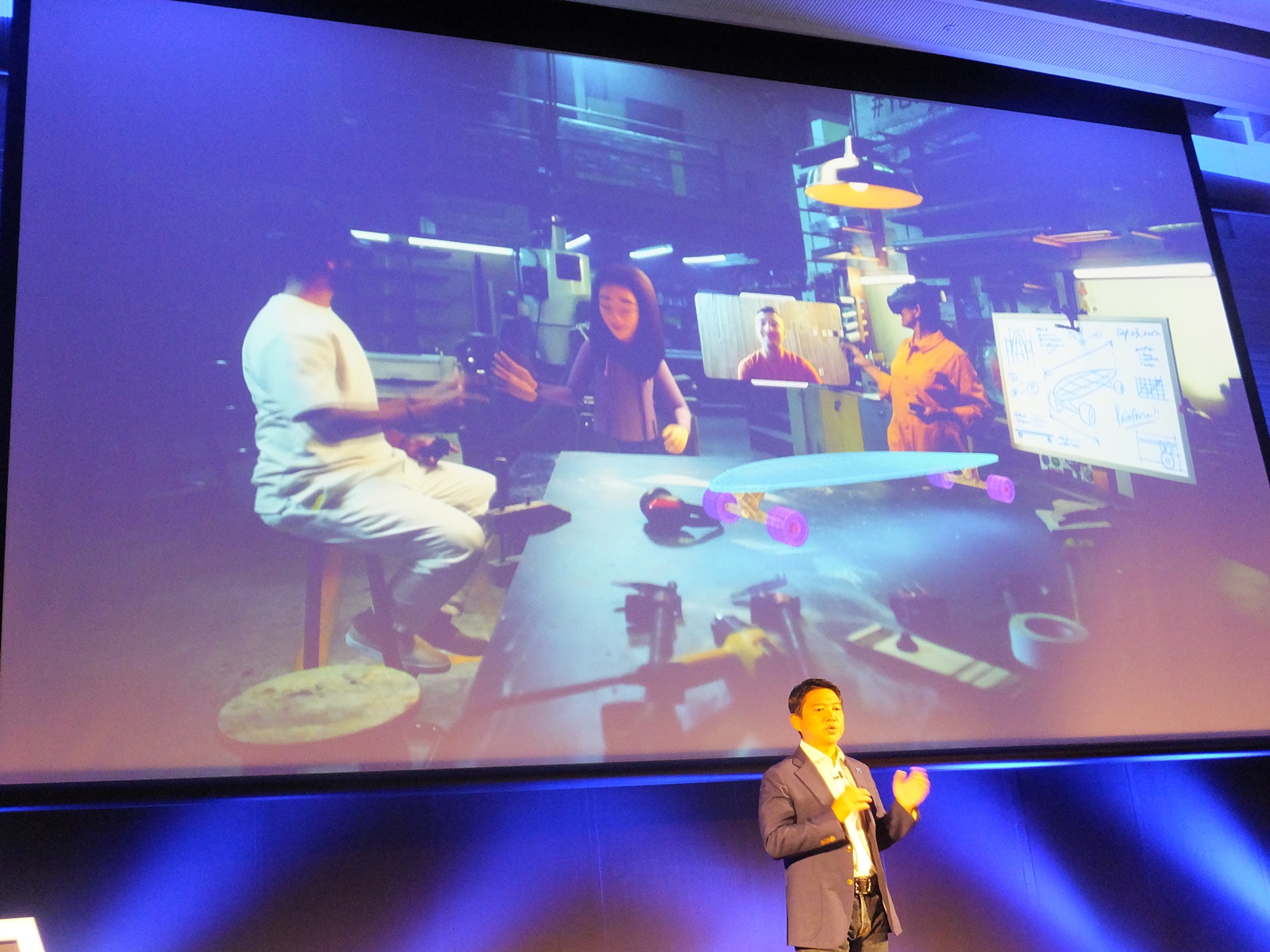 MRで空間を共有して共同作業を行なうこともできる