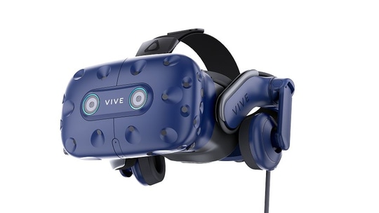 キーワードになるのは「没入感」と「トラッキング」 ～VRヘッド