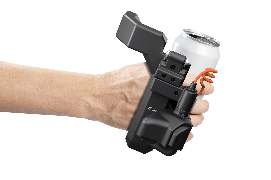 このコントローラーを使えばメタバース飲み会ももっと捗るはず！