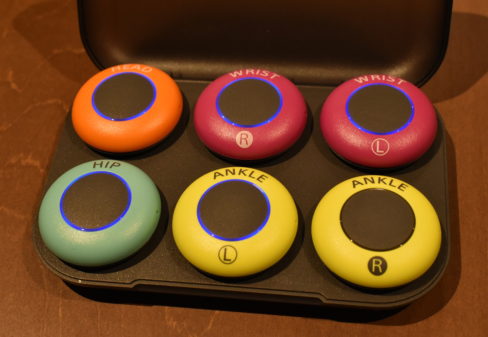 各センサーのランプが青色に点滅して準備OKです