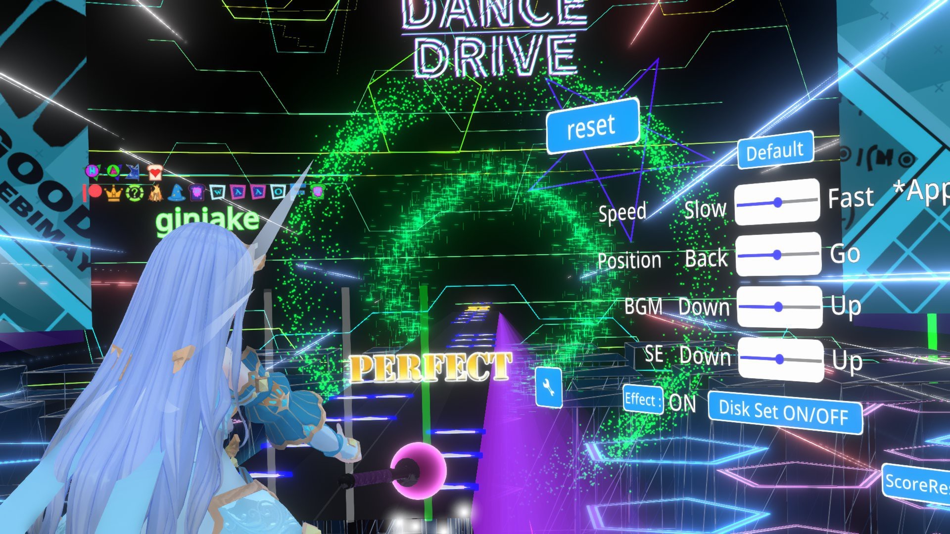 音楽にあわせて流れてくるノードにタイミングよく触れていく音楽ゲーム。譜面の作成まで「NeosVR」の中で制作されたツールを使っているとのことで驚きました