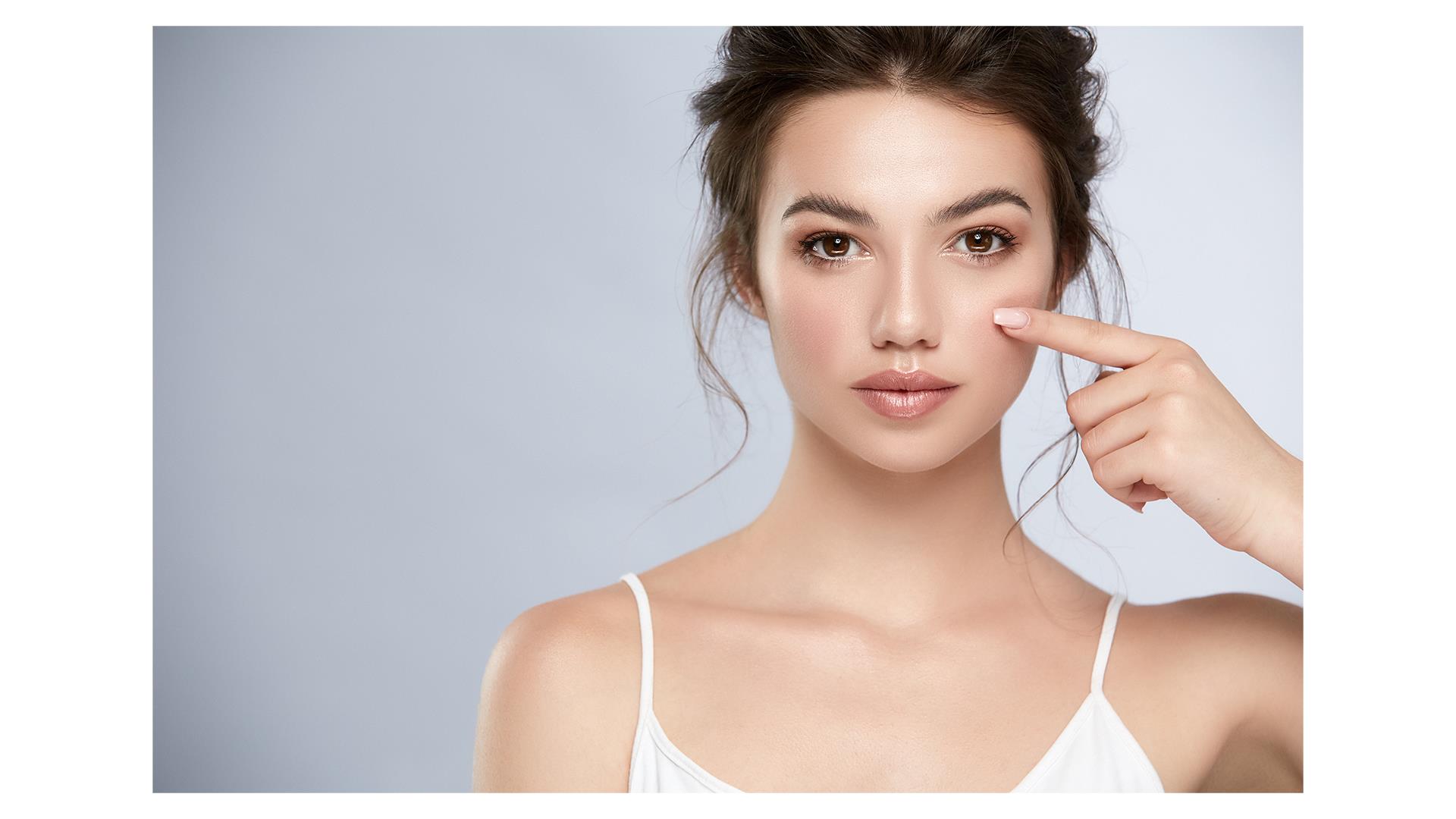 今度は頭と腕の部分を生成拡張してみましょう