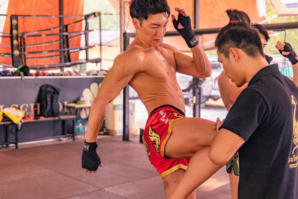 「ムエタイのマッチョ」