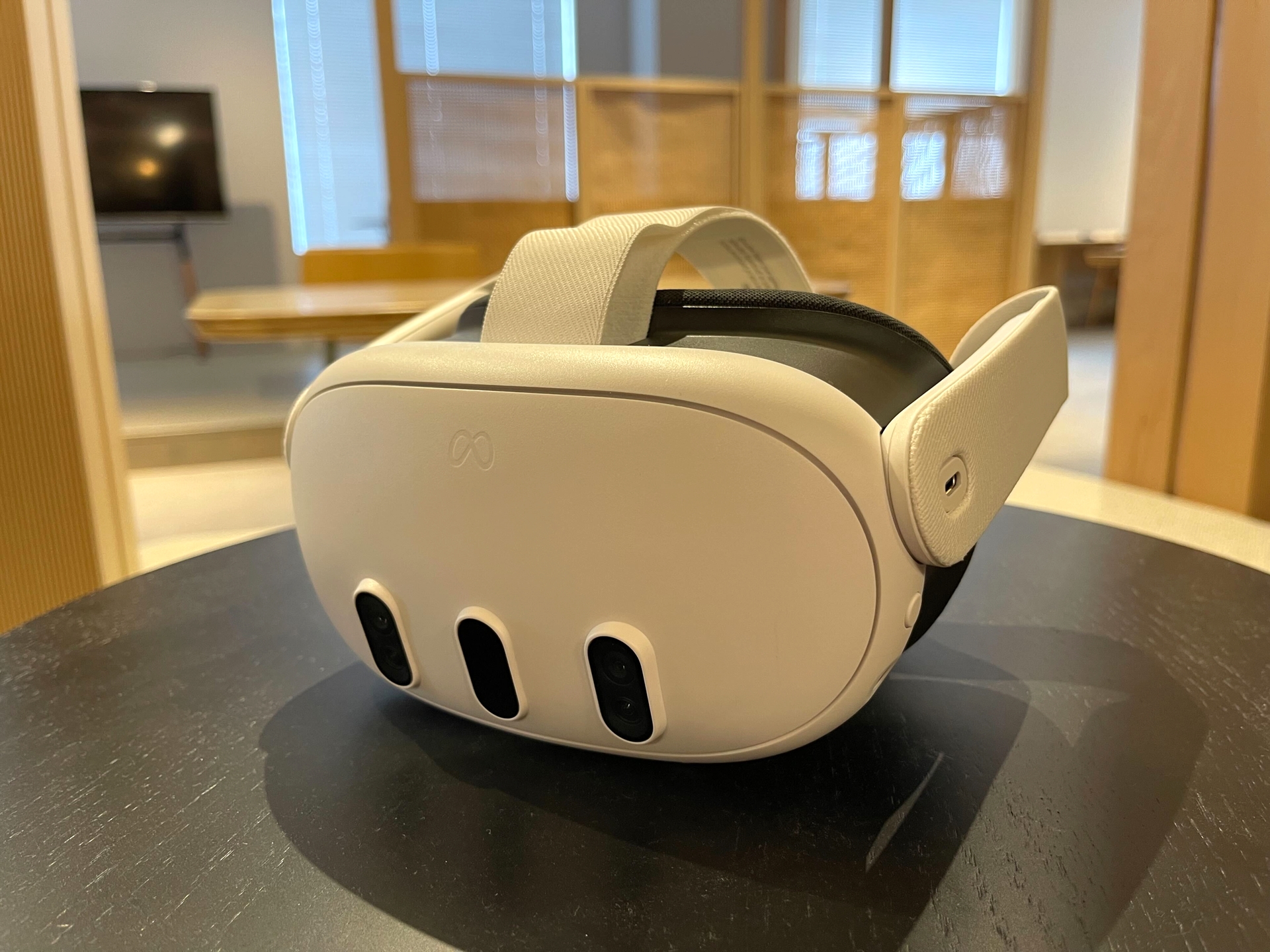最新モデル「Meta Quest 3」
