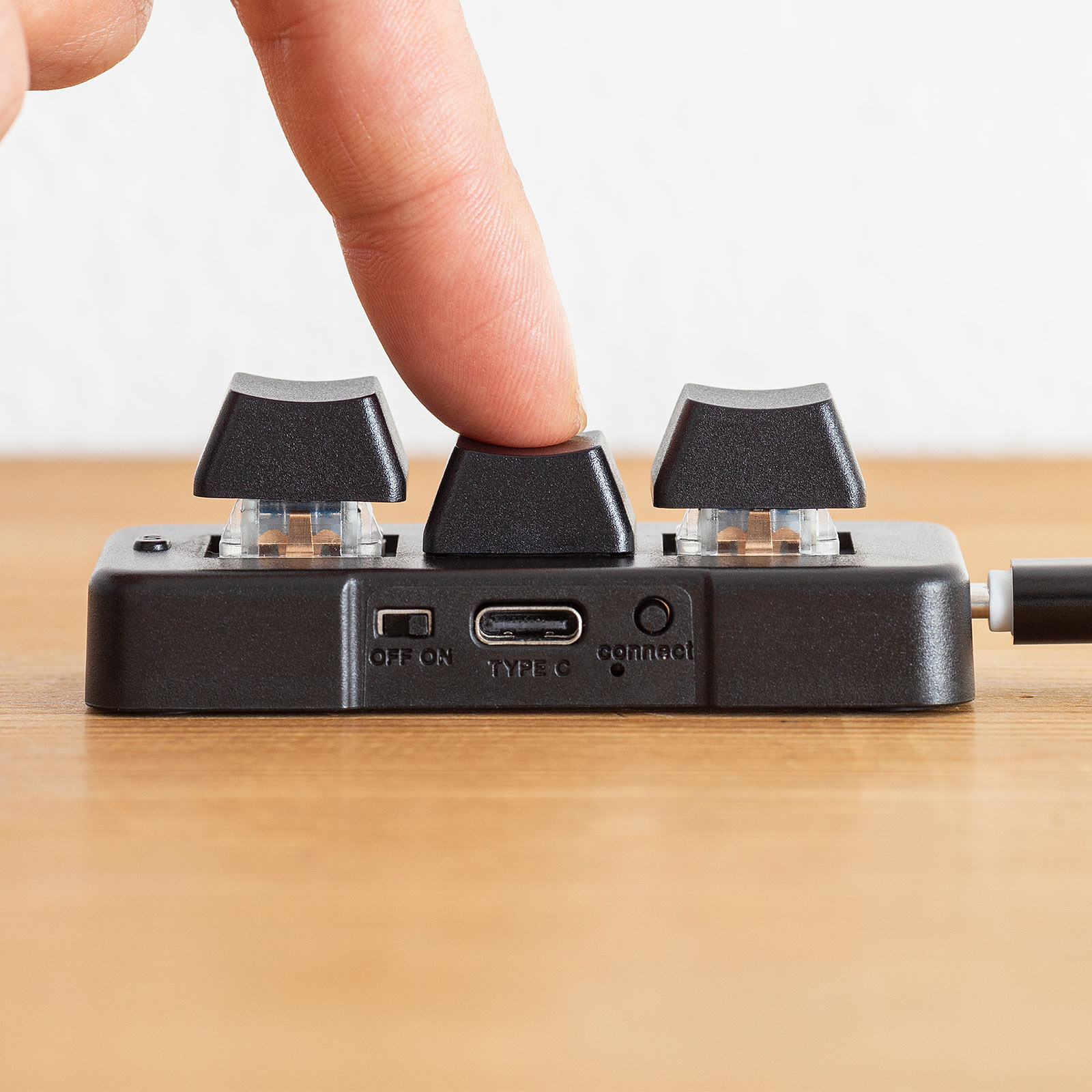 ストロークは4mm