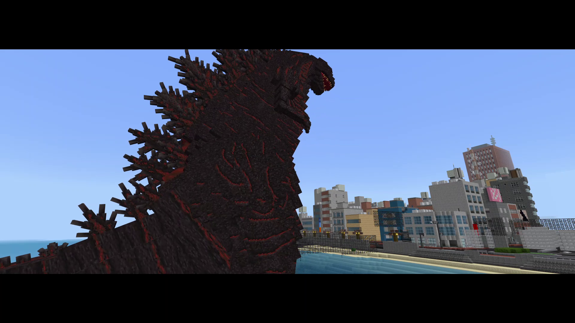 巨大なゴジラが海からやってくる