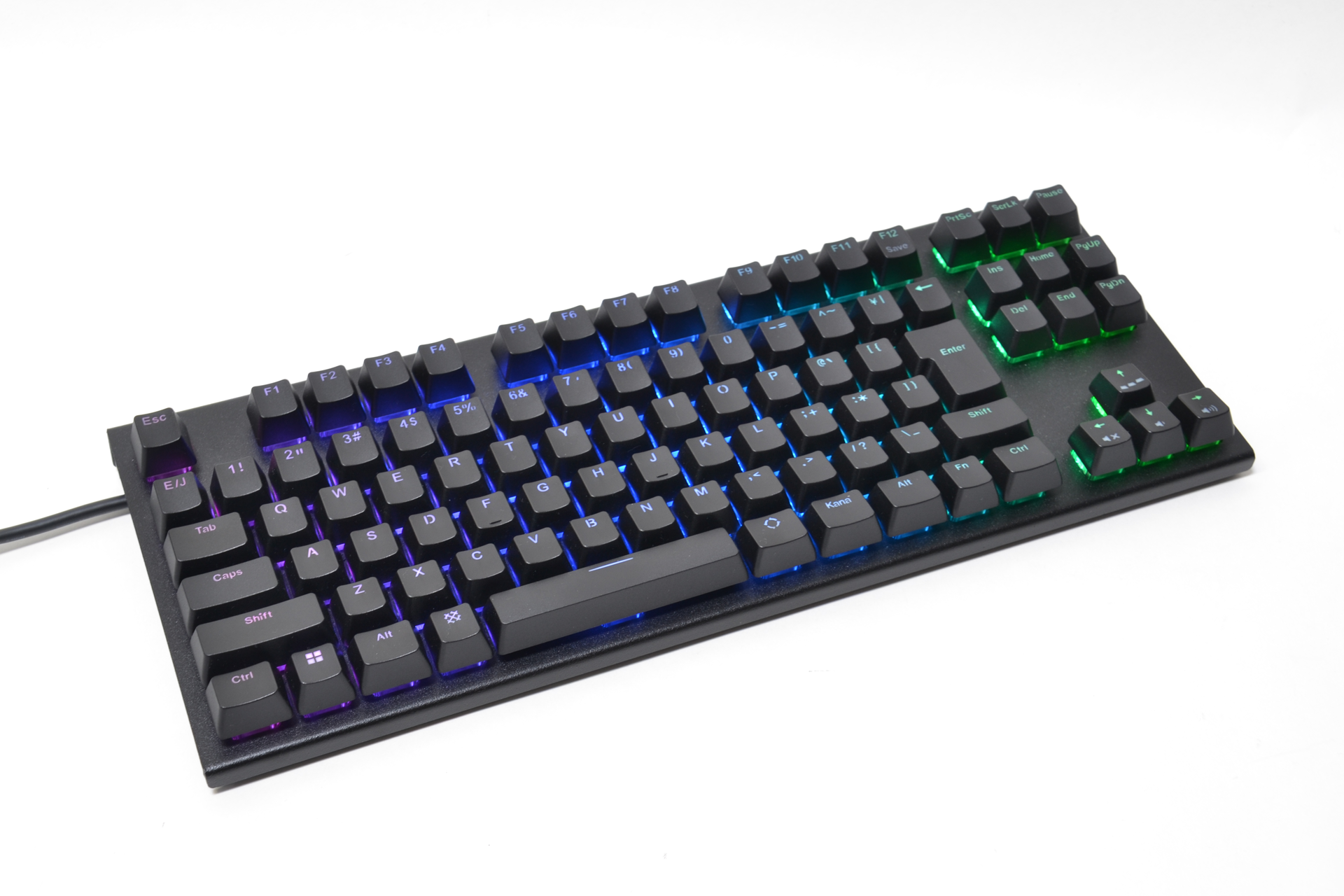 筆者が現在使用しているゲーミングキーボード、東プレ製「RealForce GX1」