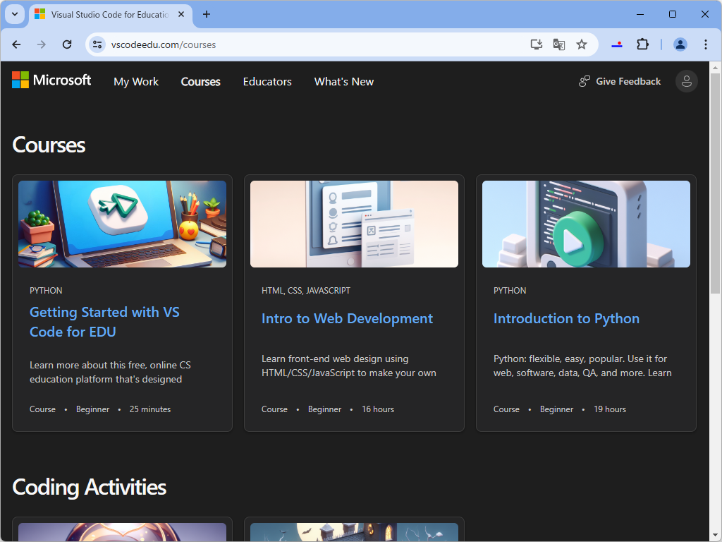 中学から大学レベルまで、JavaScriptやPythonなどの多彩なカリキュラムを用意