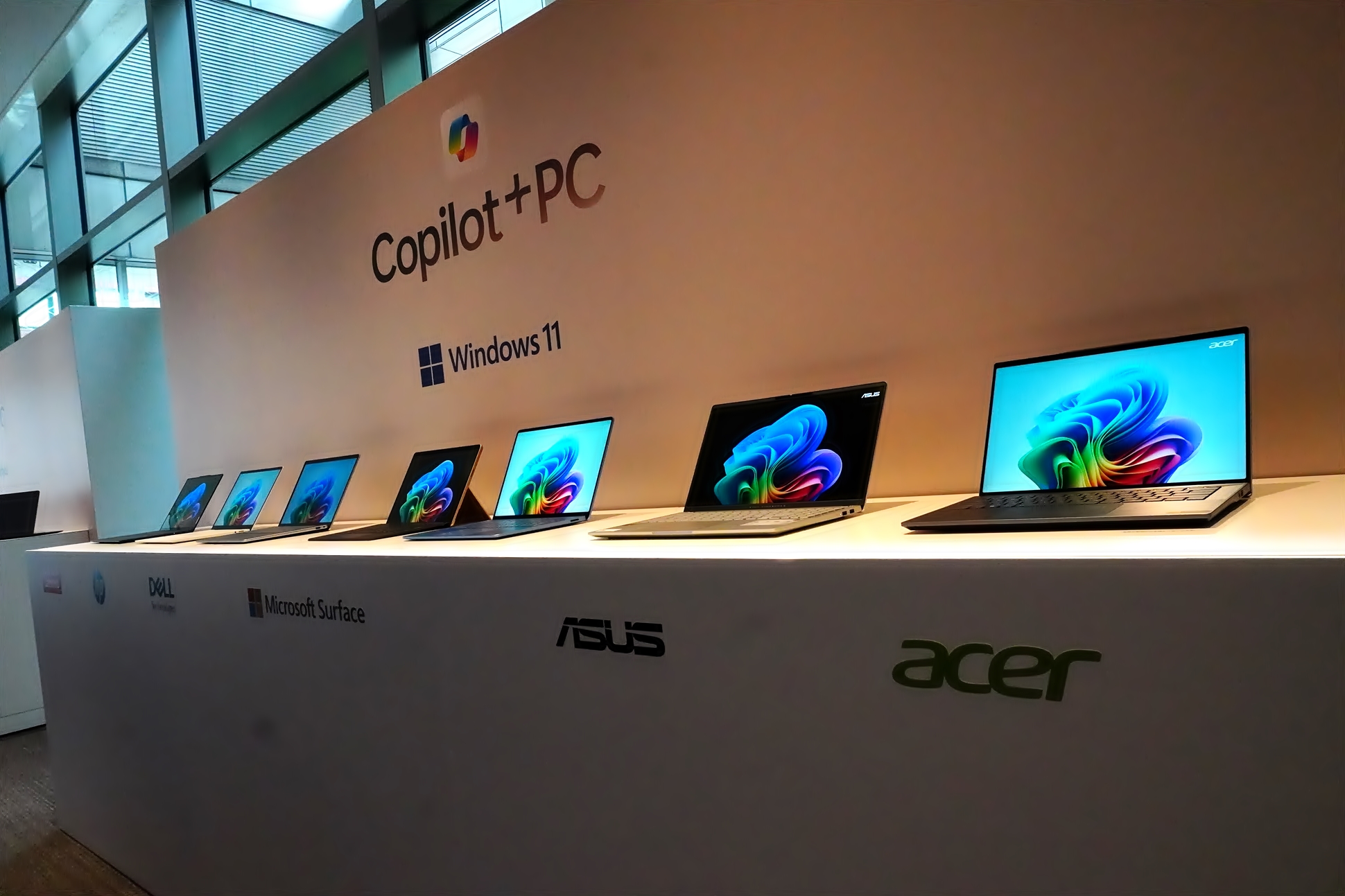 「Copilot+ PC」ラインナップ