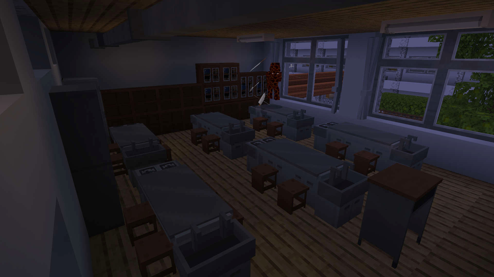 学校の中をくまなく探して七不思議を見つけていく