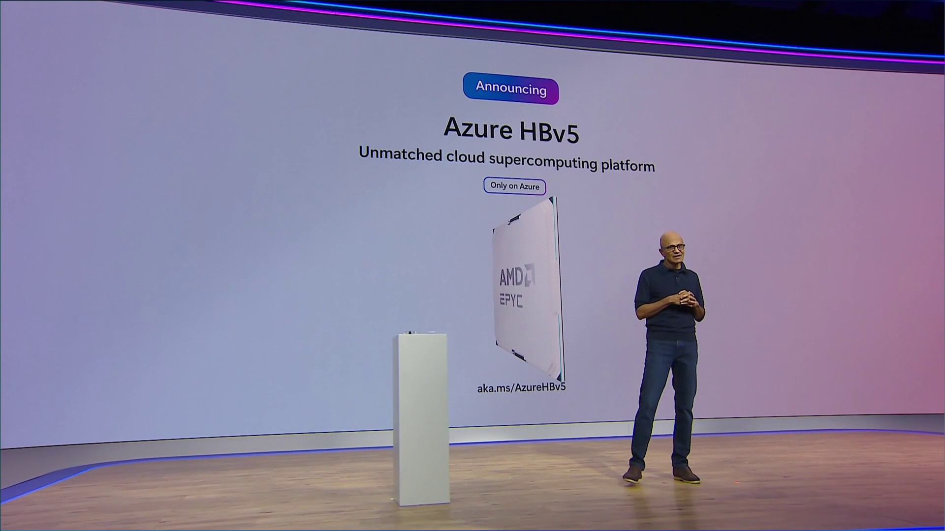 「Azure HBv5」