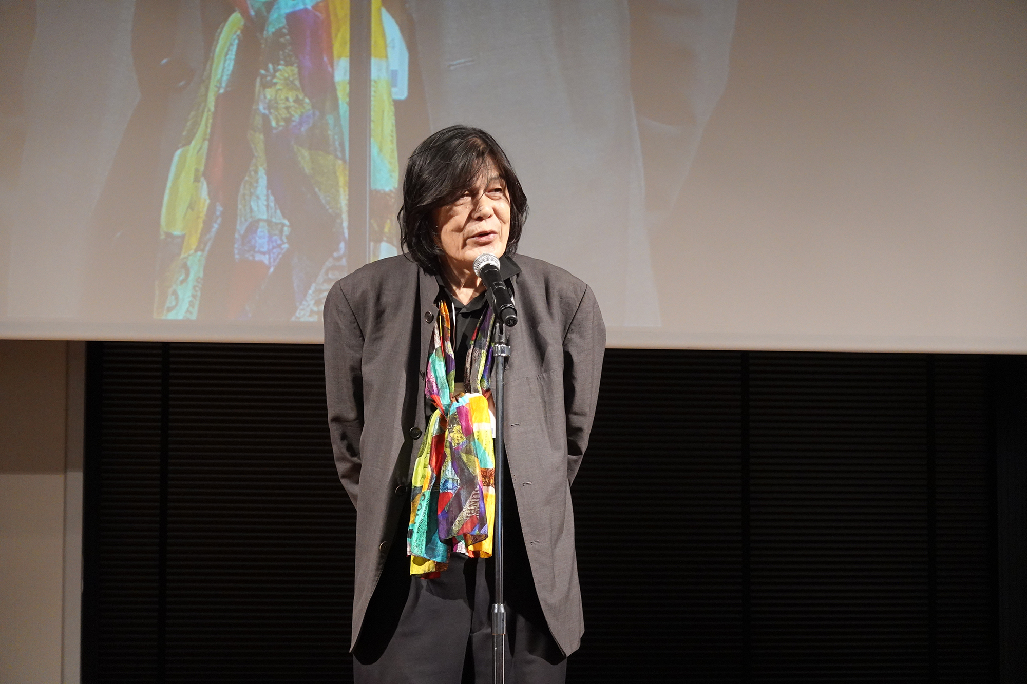 AIを活用して自分を高めよう、と川口審査委員長。