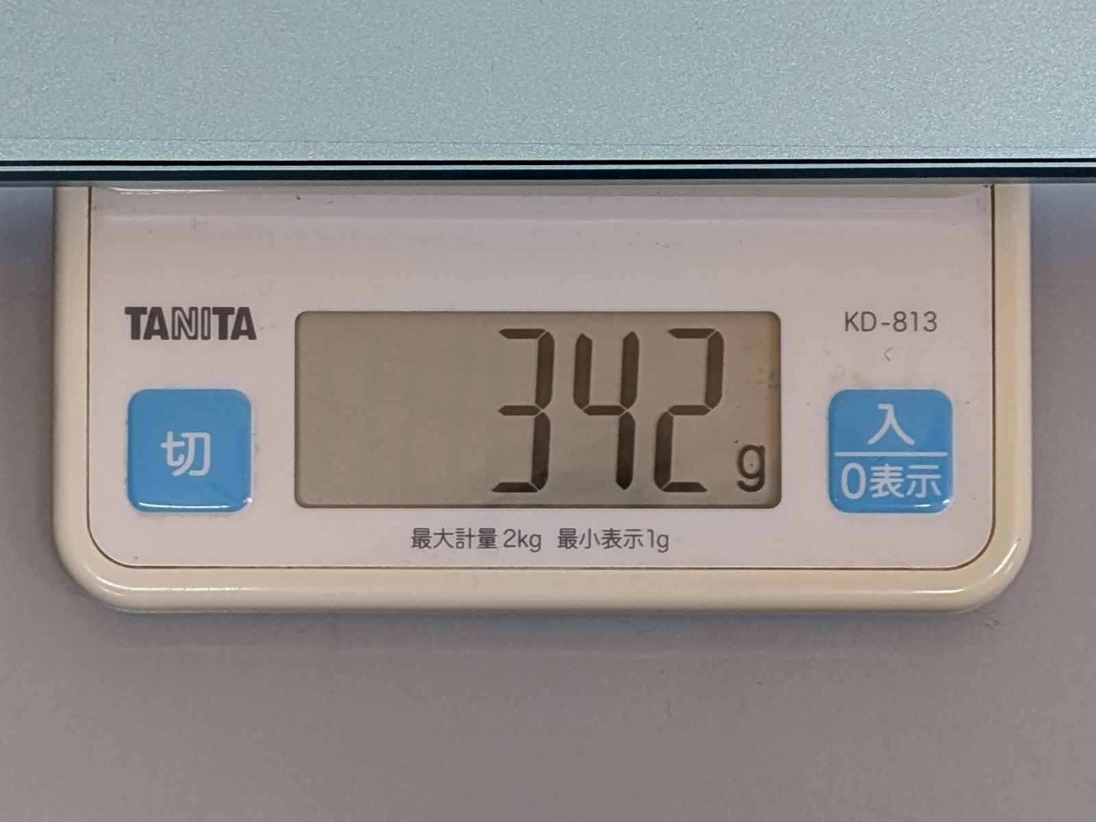 重量は実測342g