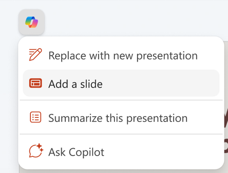 スライドの上にある［Copilot］ボタンをクリック