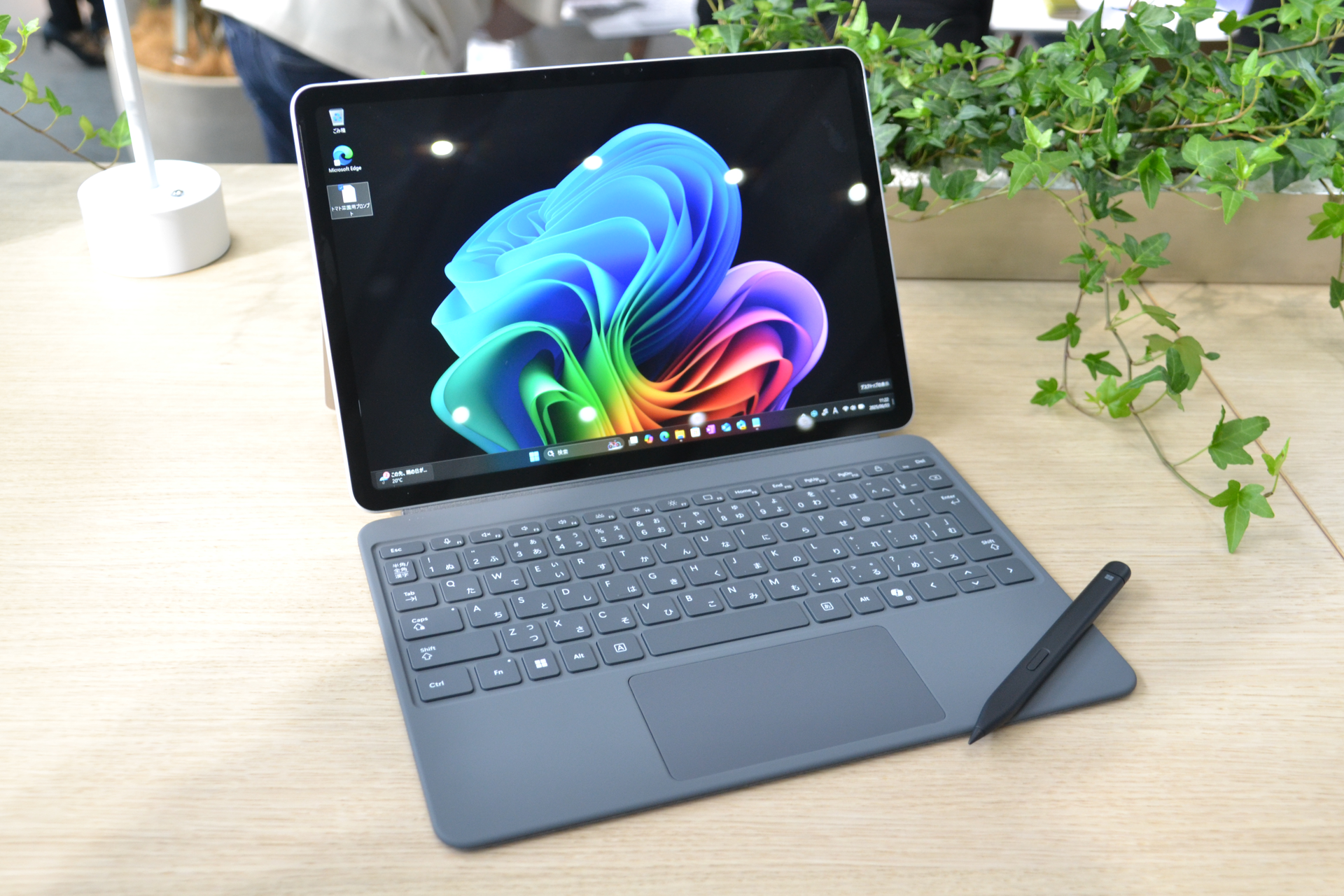 よりコンパクトになり、タブレットとしての活用もしやすくなった