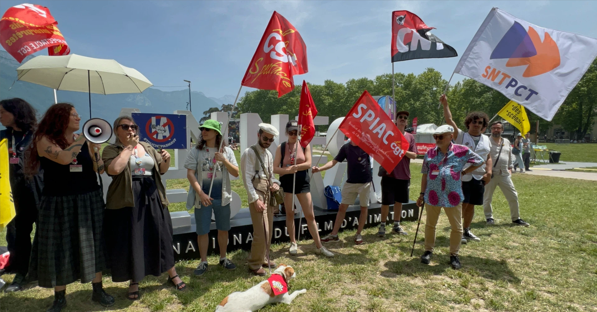 フランス・アヌシー国際アニメーション映画祭で生成AIに抗議する人々（撮影・筆者）
