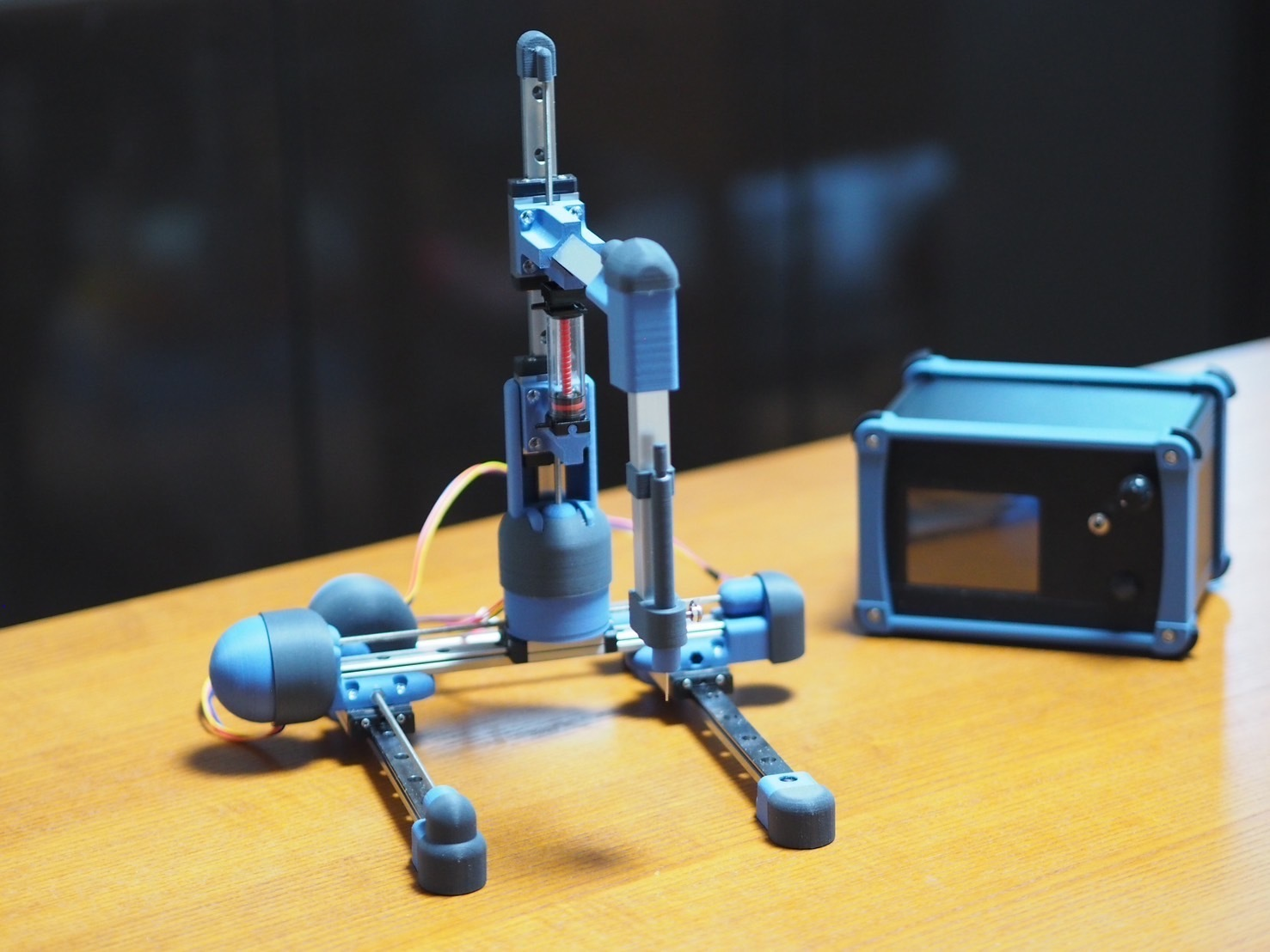 卓上3次元放電加工機