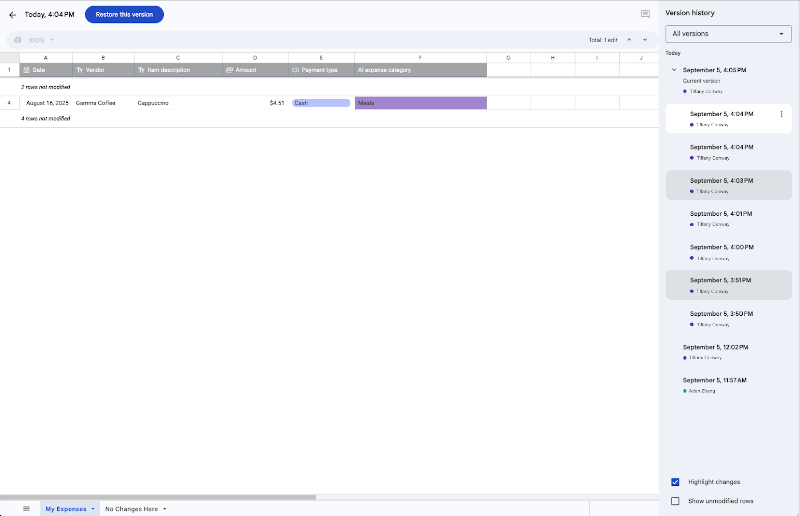 新しい表示では、選択したバージョンで変更があったセルを含む行のみが表示される