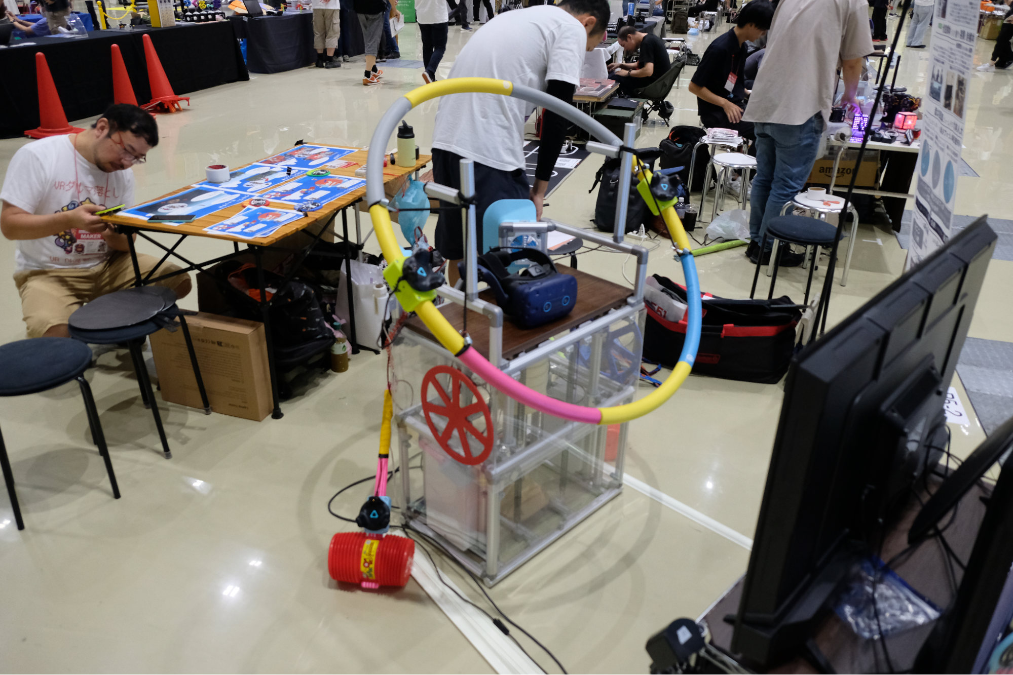 D's Maker Collegeの「VRダルマ落とし」