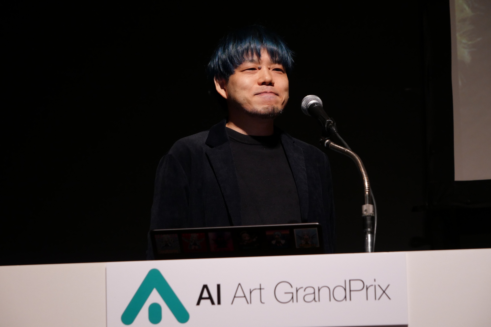 「AIの神さま『オラクルちゃん』」の作者、開発者T氏