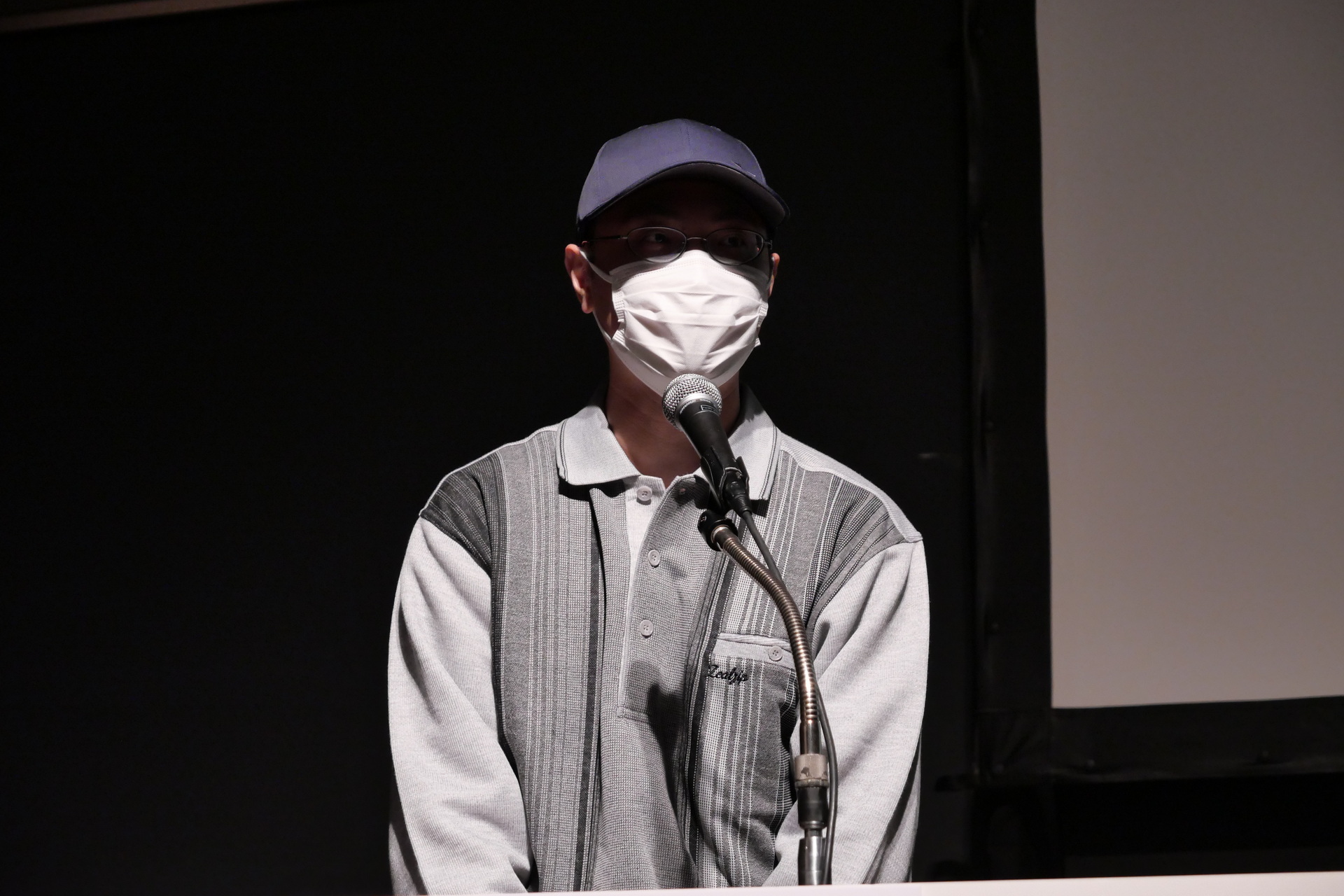 「新人冒険者と久遠のダンジョン」の作者、シトラス（柑橘系）氏