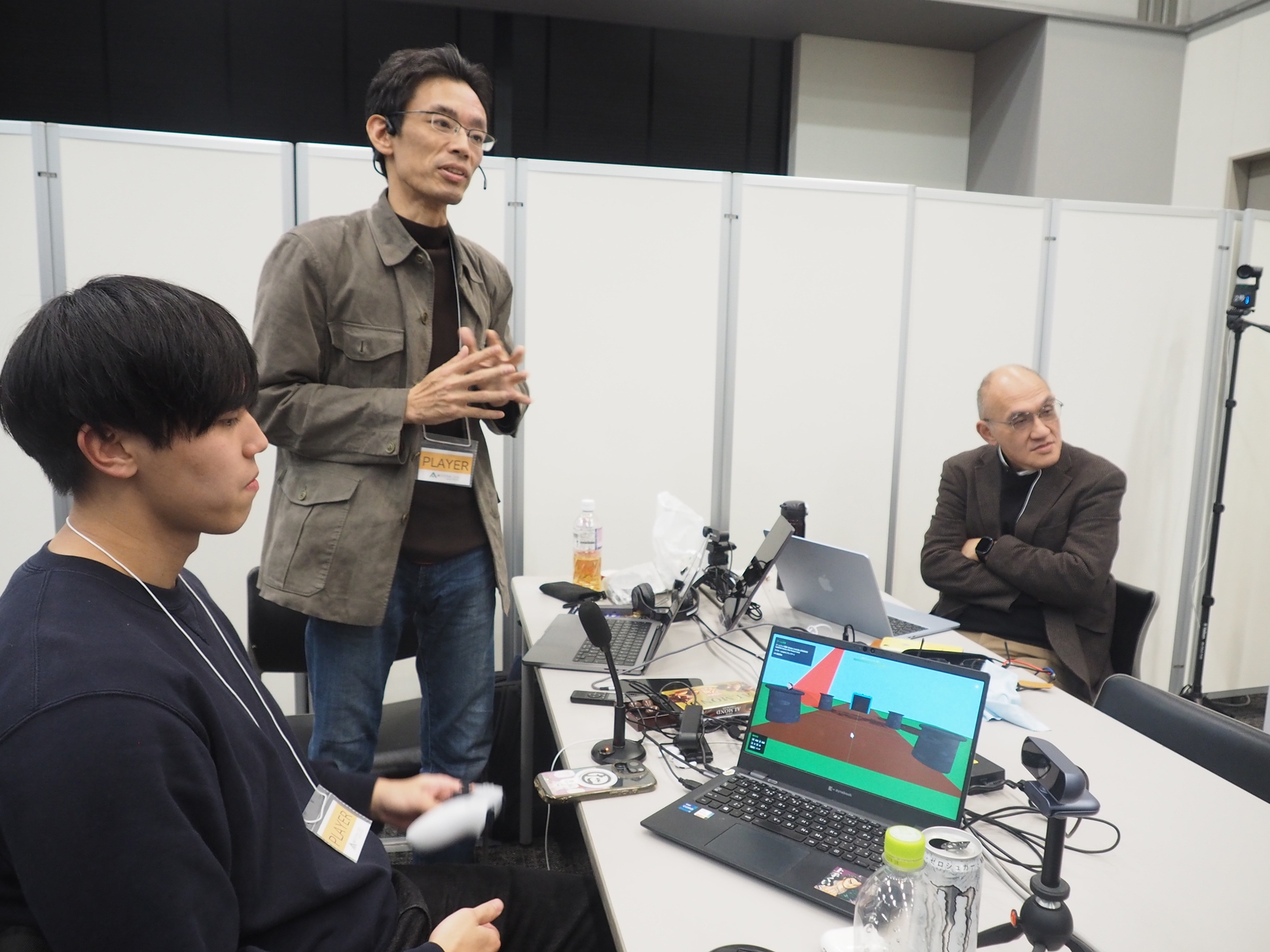 たい焼きテクノロジーズの中間発表の様子