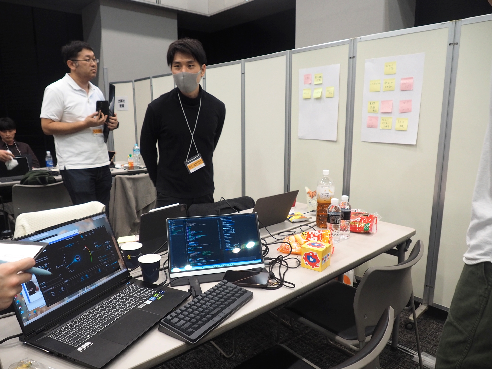 わいわいハッカソンズの中間発表の様子