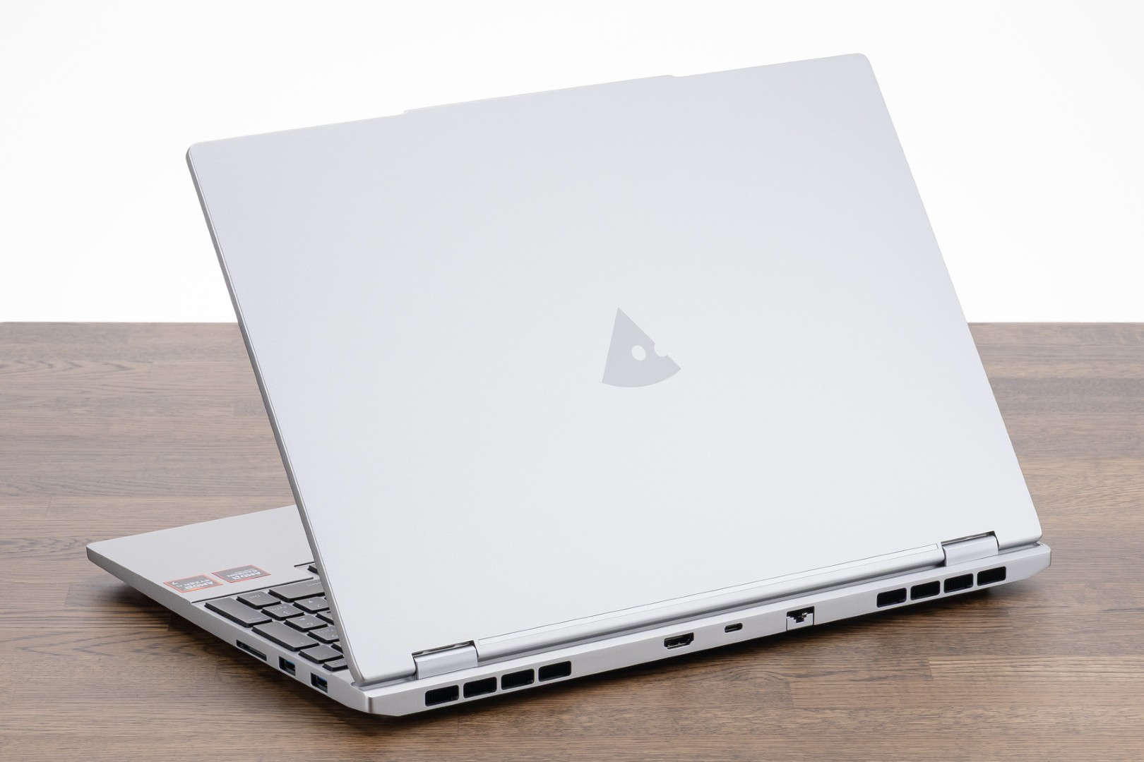 Copilotキーももちろん用意されている