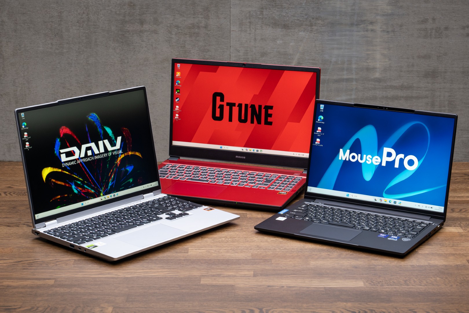 「老後向け」のPCを考えてみた。左から<a href="https://www.mouse-jp.co.jp/store/g/gdaiv-s5a7g60sragdw102dec/?utm_source=mdmr&utm_medium=content-text&utm_campaign=2604_mdrmr_copilot&utm_content=pr" class="strong nb" target="_blank">DAIV S5-A7G60SR-A（Copilot+ PC）</a>、<a href="https://www.mouse-jp.co.jp/store/g/ggtune-p5a7g60rddhdw101dec/?utm_source=mdmr&utm_medium=content-text&utm_campaign=2604_mdrmr_copilot&utm_content=pr" class="strong nb" target="_blank">G TUNE P5-A7G60RD-D / レッド（Copilot+ PC）</a>、<a href="https://www.mouse-jp.co.jp/store/g/gmpro-g4i5u01bkebaw101dec/?utm_source=mdmr&utm_medium=content-text&utm_campaign=2604_mdrmr_copilot&utm_content=pr" class="strong nb" target="_blank">MousePro G4-I5U01BK-E（Copilot+ PC）</a>