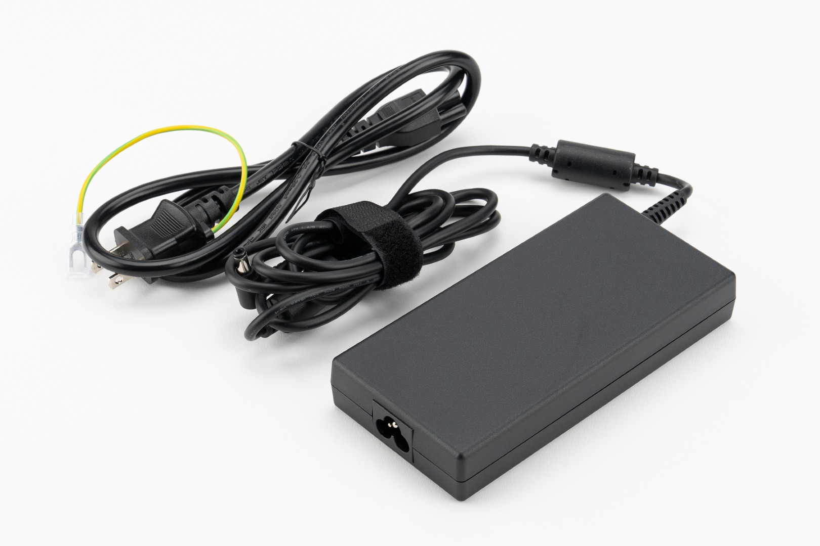 付属のACアダプタ