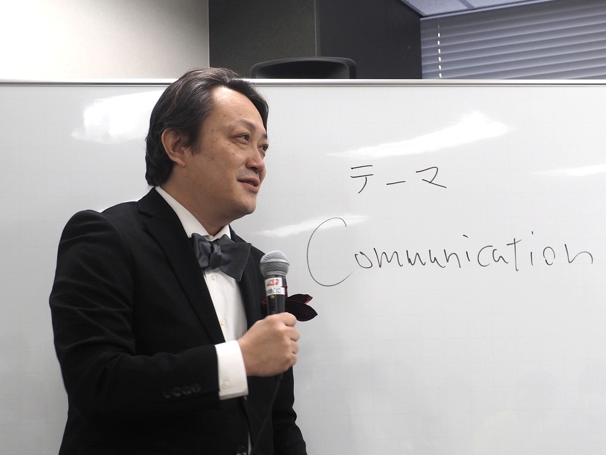 1stラウンド・Aブロックのお題は「Communication」