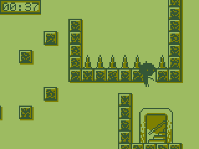 トゲの間をすり抜けるなど絶妙な操作が各所で求められる