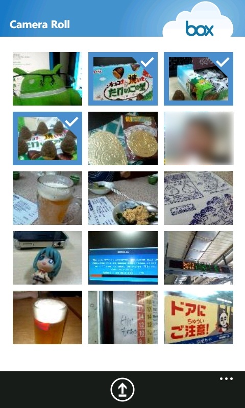 端末に保存された画像のアップロードが可能