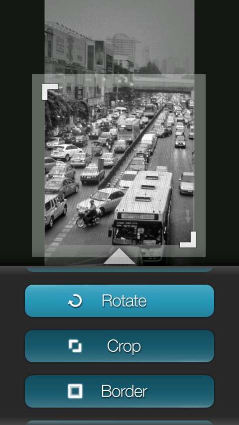 写真を回転・トリミングしたり、フレームを付加することが可能