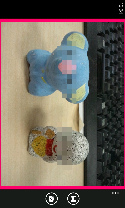 指でこすった部分にモザイクがかかる