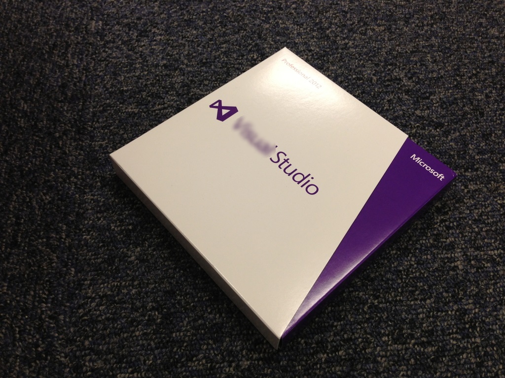 数万円から数十万円以上する専門的なソフト