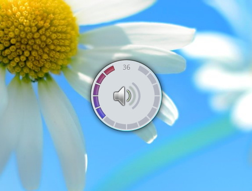 8種類のスキンが標準で同梱されており、見栄えを自由にカスタマイズできる