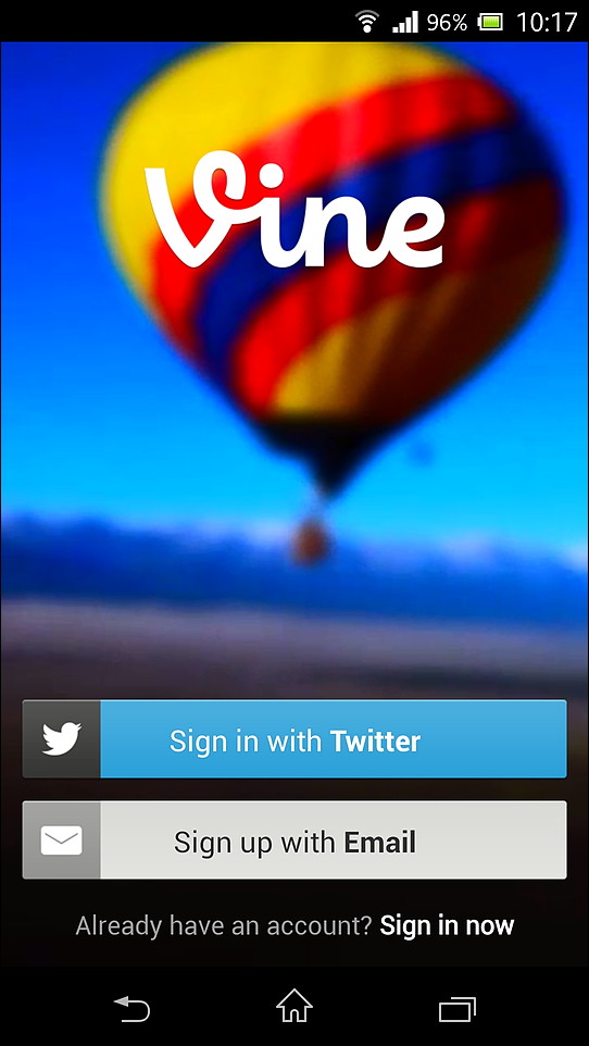 Twitterアカウントまたはメールアドレスとパスワードを設定することで会員登録が可能