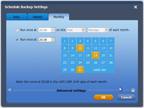 1カ月のうち指定した日付に繰り返しバックアップを行うことが可能