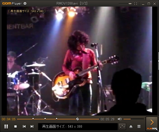 再生画面のサイズをウィンドウ下部のメッセージ欄へ表示