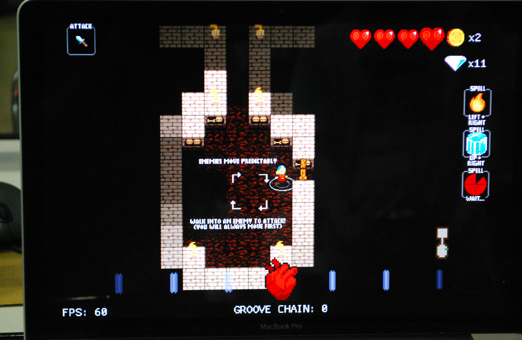 ダンジョンでの冒険は音ゲー風に進んでいく。BGMはノリの良い音楽が豊富に用意されているが、お気に入りのMP3を再生しながらのプレイも可能