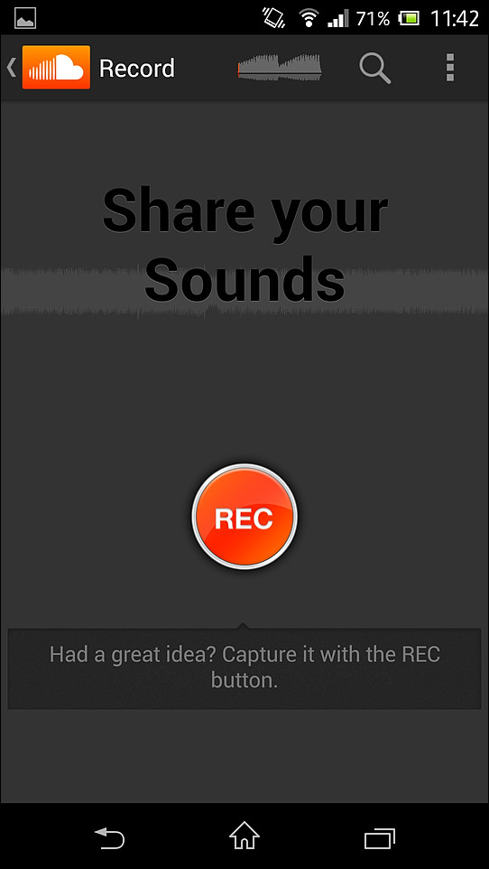 自作楽曲などの音声を録音し、“SoundCloud”にアップロードできる