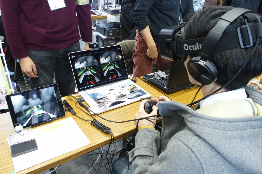 フレームシンセシスブース