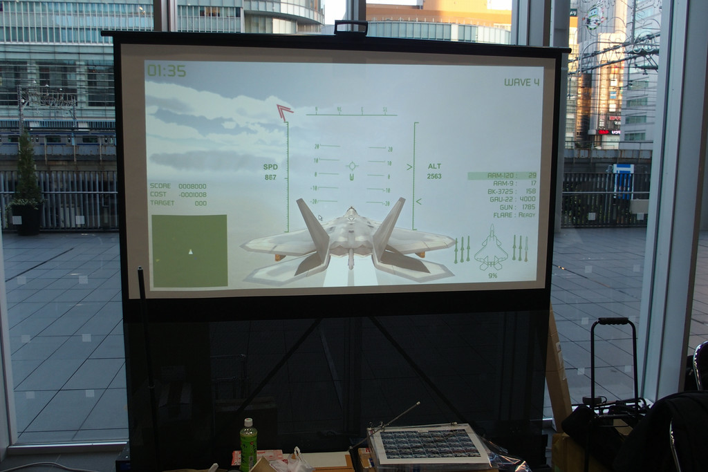 Project ICKXブースでもプロジェクターが利用されていた