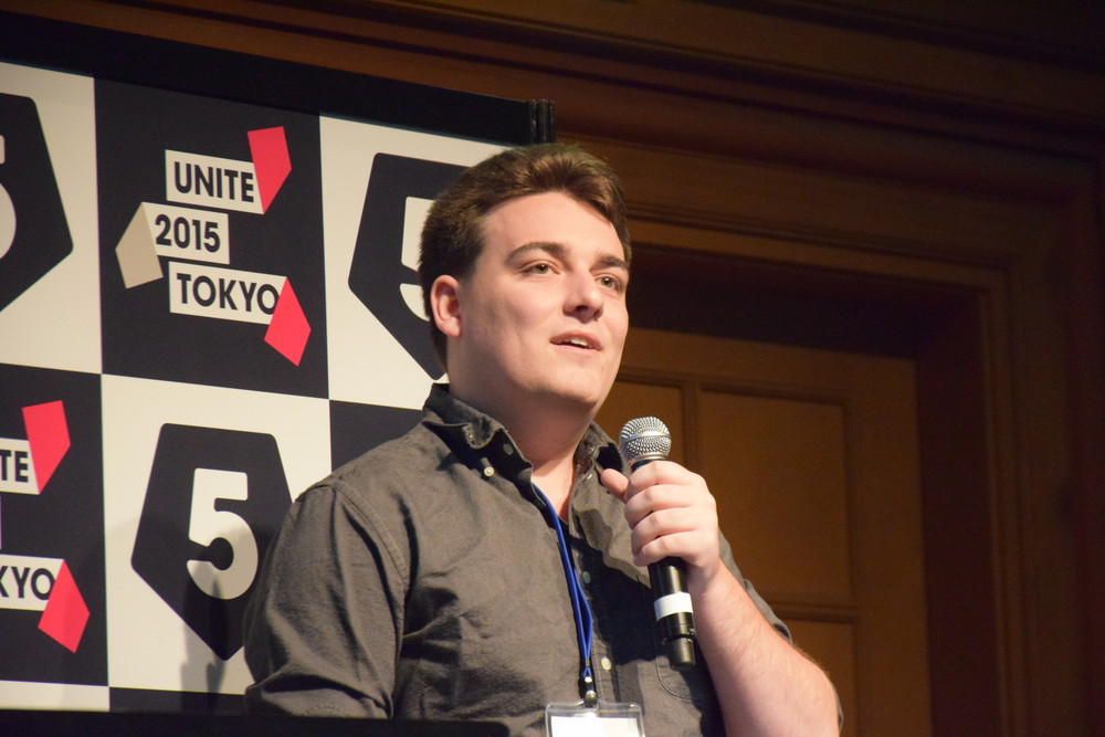 基調講演を行うパルマー・ラッキー氏