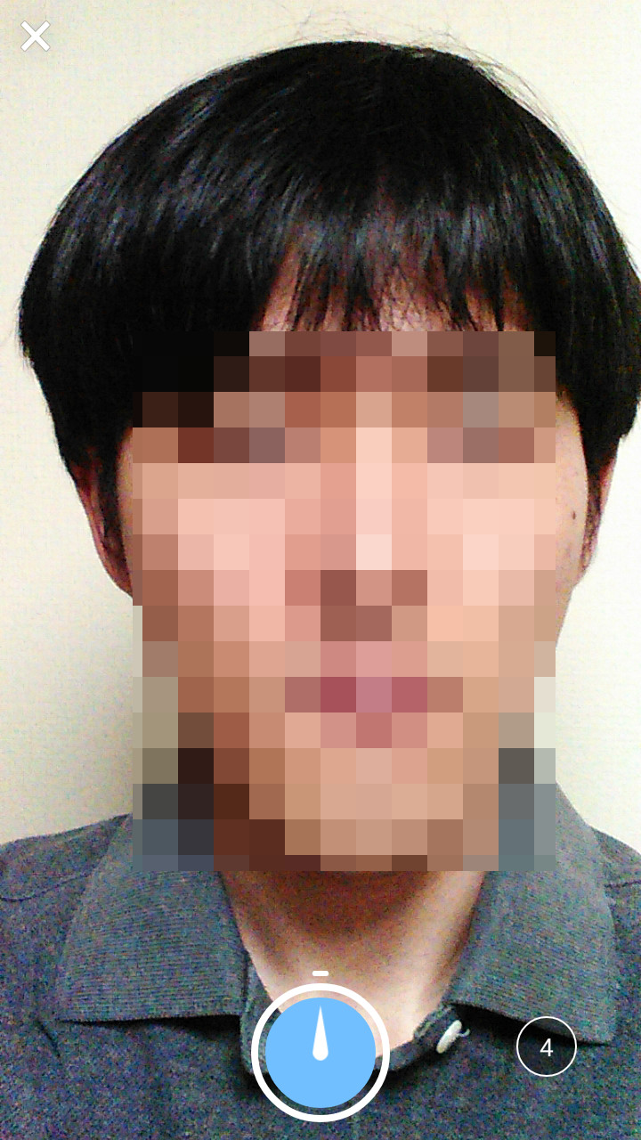 インカメラで連続写真をタイマー撮影し、コラージュに使用することが可能