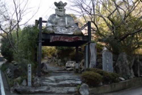 「paint.net」で元画像を2倍に拡大した画像。中央上部分を250×167ピクセルの大きさで切り出し（以下、同じ処理）