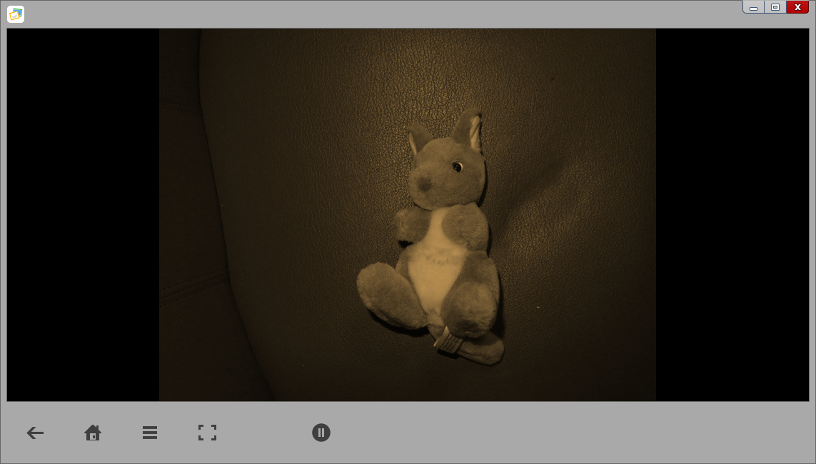 “Sepia”のフィルターを設定した場合