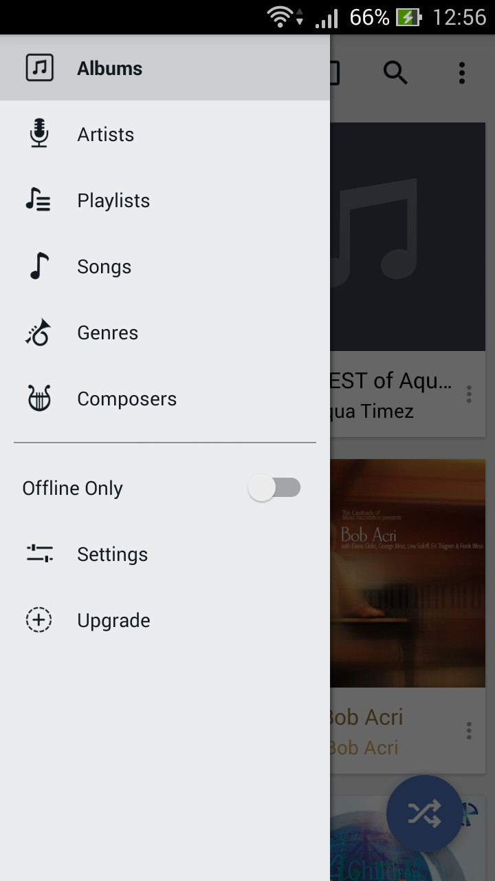 メインメニューから［Artists］［Playlists］［Songs］画面などに切り替えられる