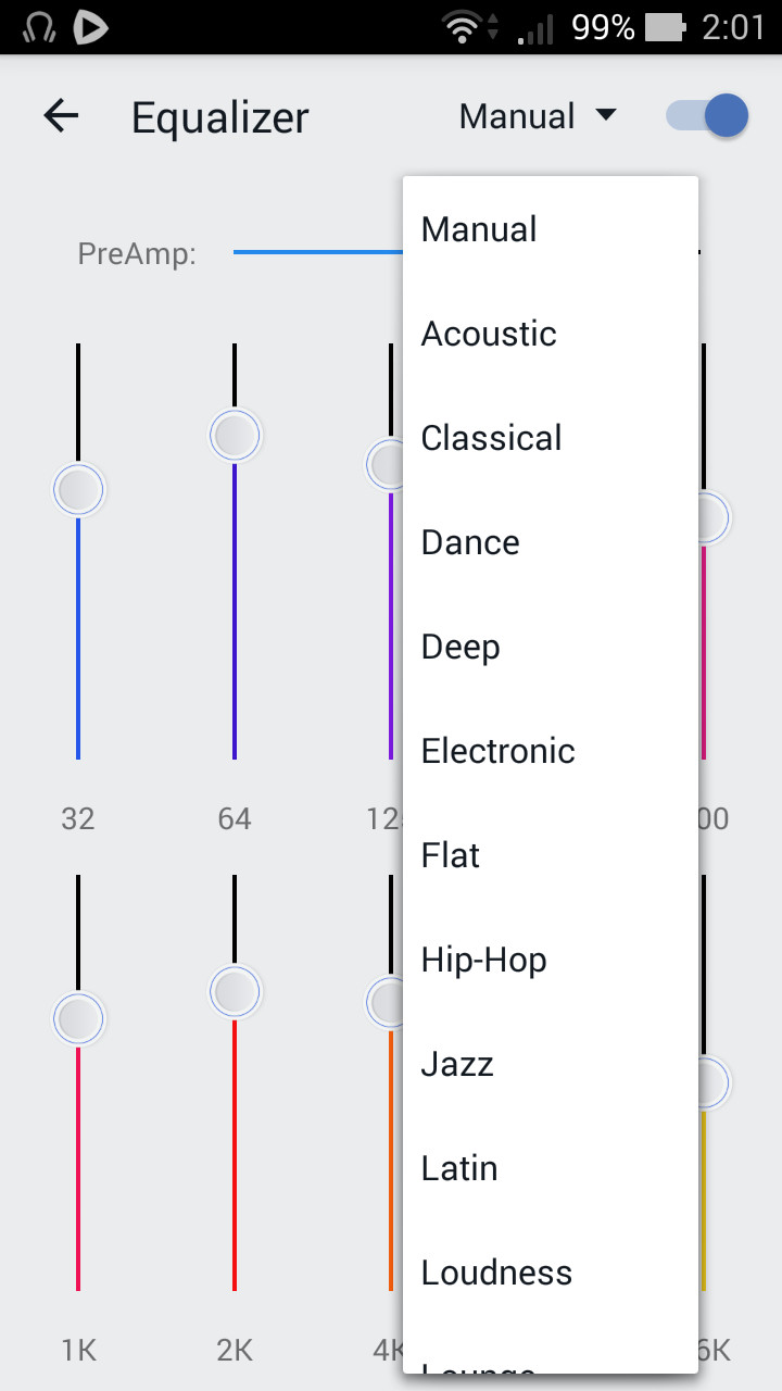 “Hip-Hop”や“Jazz”などのプリセットを選択し、各ジャンルに合った音質に調整可能